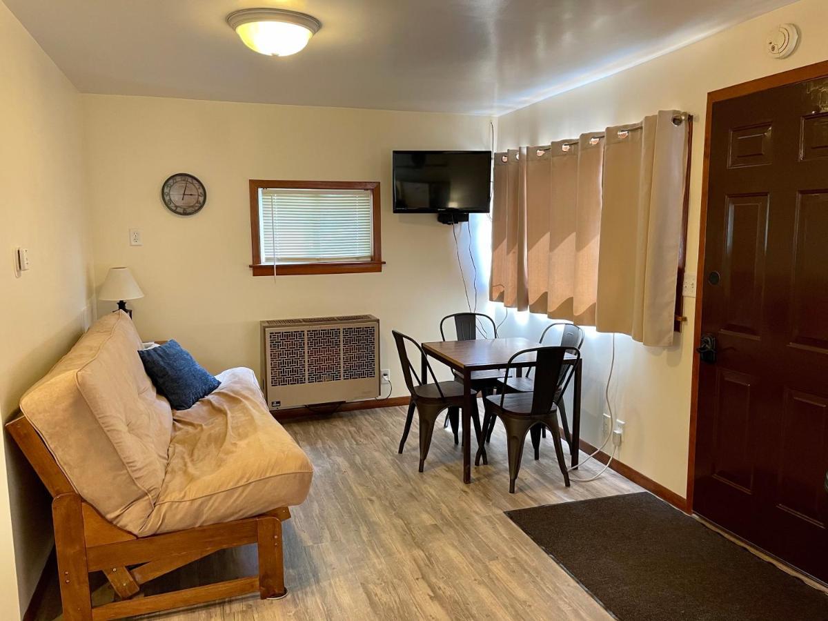 Whitetail Creek Resort Lead 외부 사진