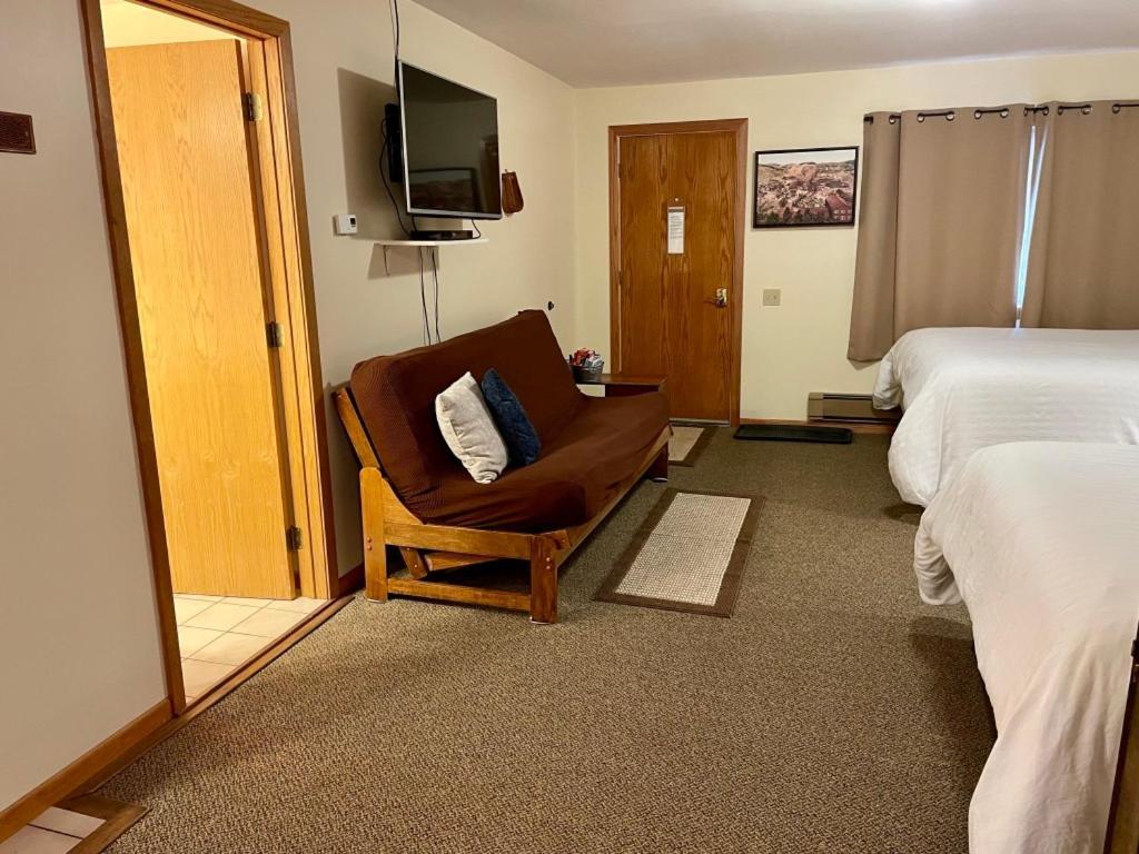 Whitetail Creek Resort Lead 외부 사진