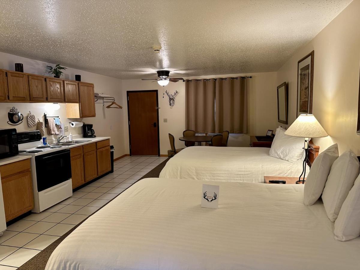 Whitetail Creek Resort Lead 외부 사진